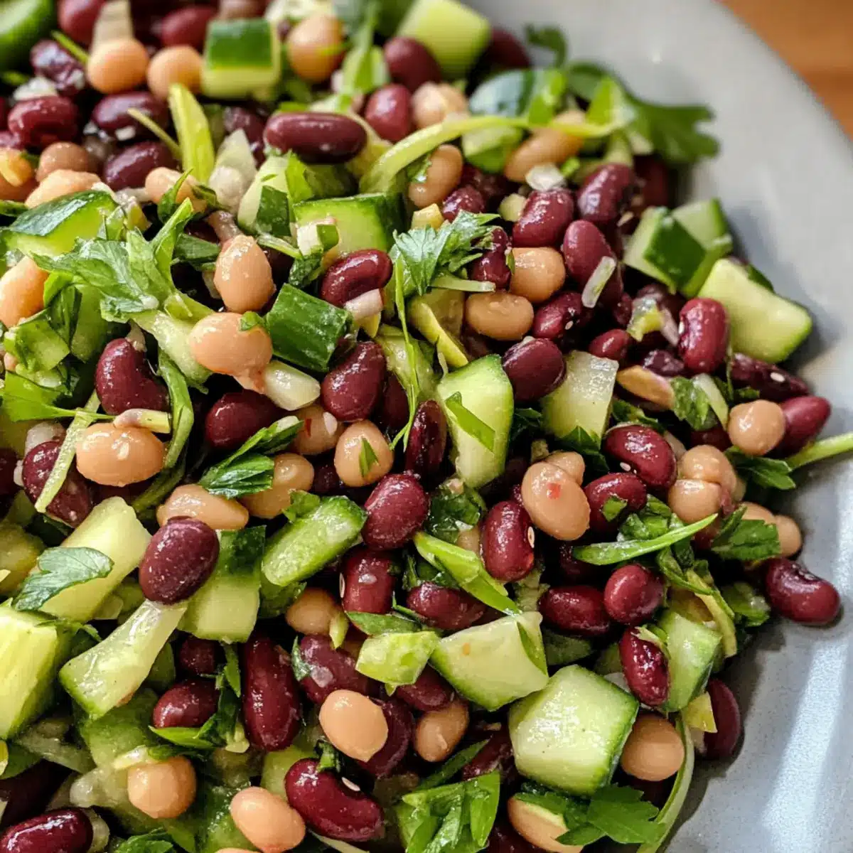 Das beste hochproteinreiche Bohnen-Salat-Rezept (Vegan + Glutenfrei)